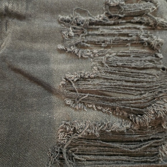 American Eagle Black Ripped Denim High Waisted Cutoff Shorts Size 2 - Picture 9 of 12